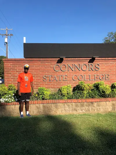 Estudiante en Connors State College